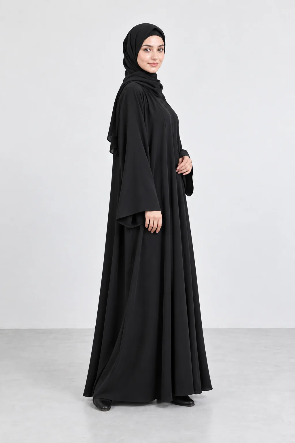 Onyx abaya, alternate studio view
